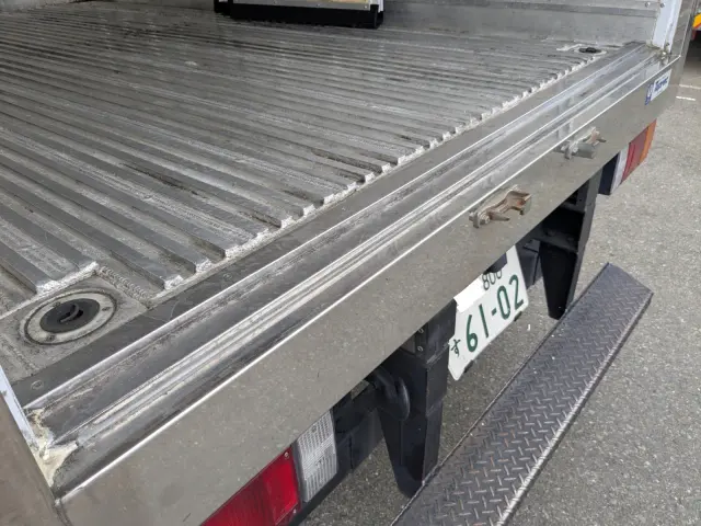 いすゞ エルフ TPG-NLR85AN(2WD)の写真11