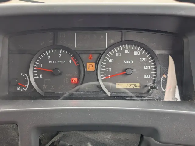 いすゞ エルフ TPG-NLR85AN(2WD)の写真26