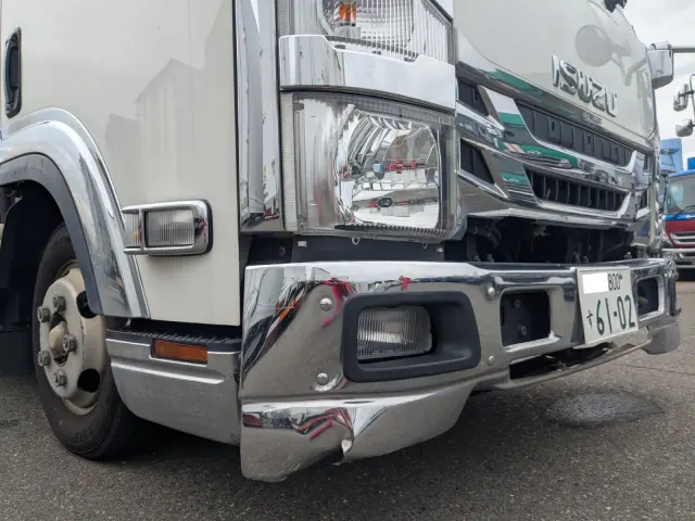 いすゞ エルフ TPG-NLR85AN(2WD)の写真27