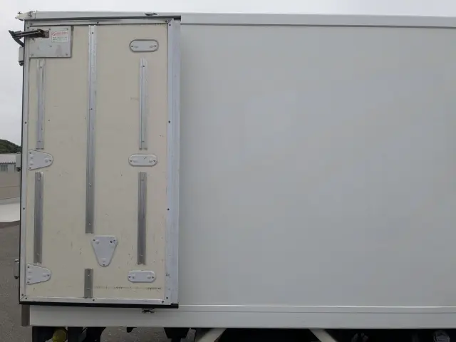いすゞ エルフ TPG-NLR85AN(2WD)の写真35