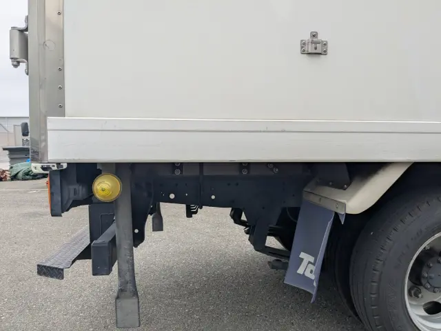 いすゞ エルフ TPG-NLR85AN(2WD)の写真36