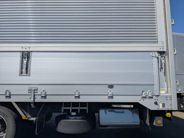 日野 プロフィア 2DG-FW1AHG(8x4)の写真21