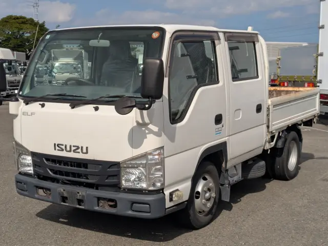 いすゞ エルフ TPG-NJR85A(2WD)の写真1