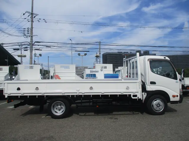 日野 デュトロ BDG-XZU454M(2WD)の写真8