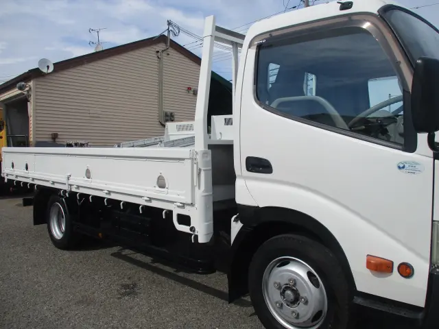 日野 デュトロ BDG-XZU454M(2WD)の写真10