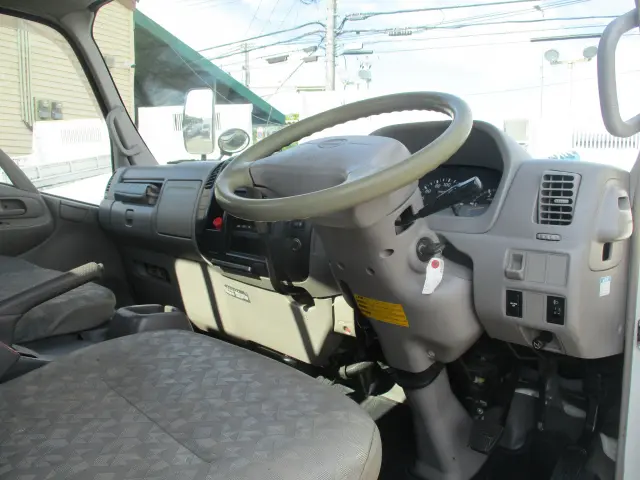 日野 デュトロ BDG-XZU454M(2WD)の写真40