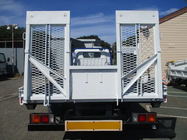 三菱 キャンター PDG-FE83DN(2WD)の写真16