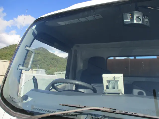 いすゞ エルフ TKG-NPR85YN(2WD)の写真5