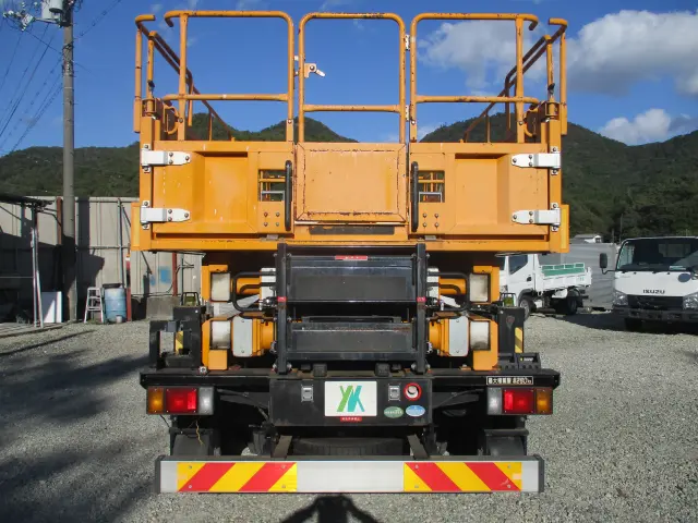 いすゞ エルフ TKG-NPR85YN(2WD)の写真16
