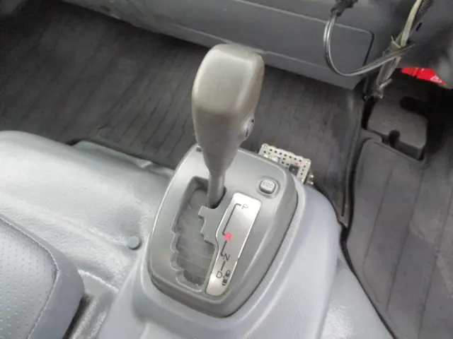 いすゞ エルフ TKG-NPR85YN(2WD)の写真35
