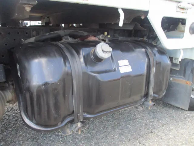 いすゞ エルフ TRG-NHS85AN(4WD)の写真27