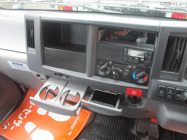 いすゞ エルフ TRG-NHS85AN(4WD)の写真37
