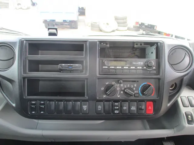 日野 デュトロ TKG-XZU710M(2WD)の写真30