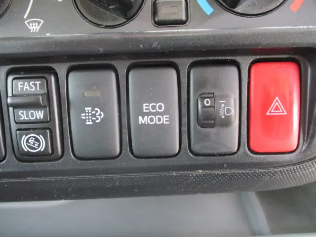 日野 デュトロ TKG-XZU710M(2WD)の写真35
