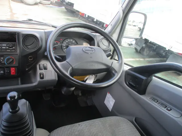 日野 デュトロ TKG-XZU710M(2WD)の写真41