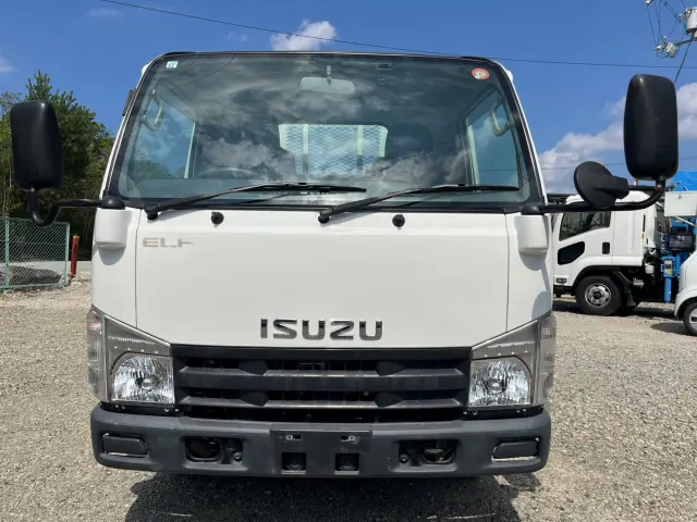いすゞ エルフ SKG-NKR85AR(2WD)の写真3