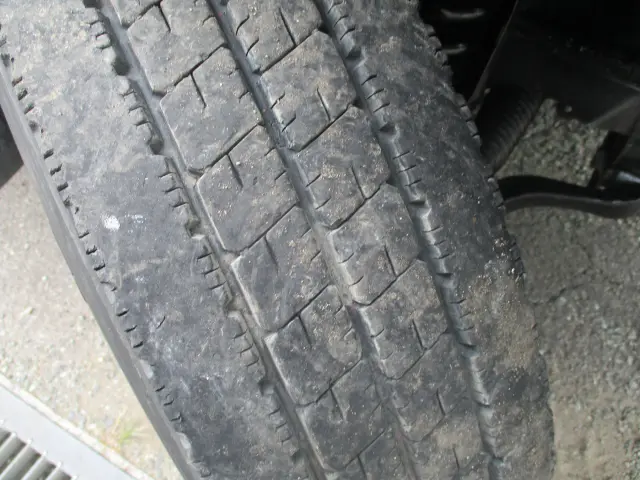 いすゞ エルフ SKG-NKR85AR(2WD)の写真28