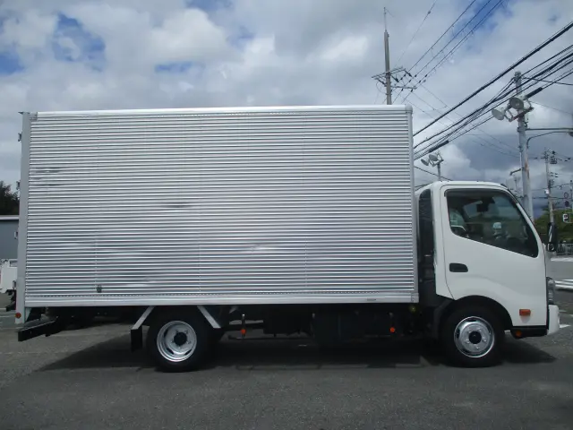 日野 デュトロ TKG-XZU710M(2WD)の写真8