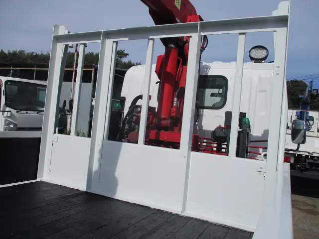 いすゞ エルフ TKG-NMR85AN(2WD)の写真16