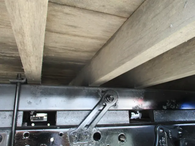 いすゞ エルフ TKG-NMR85AN(2WD)の写真28