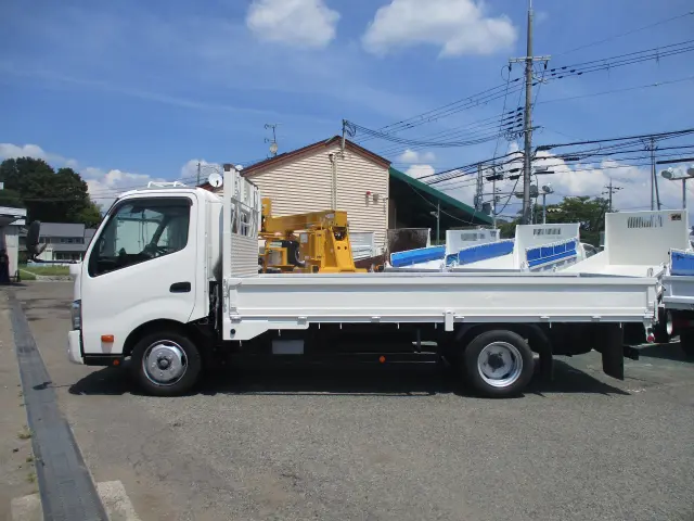 日野 デュトロ TKG-XZU710M(2WD)の写真7