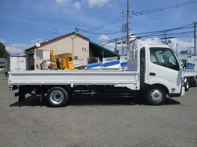 日野 デュトロ TKG-XZU710M(2WD)の写真8