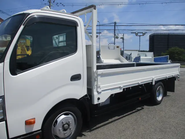 日野 デュトロ TKG-XZU710M(2WD)の写真9