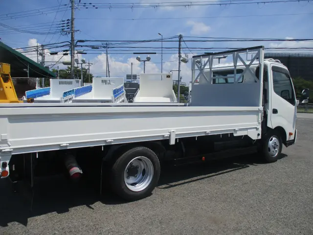 日野 デュトロ TKG-XZU710M(2WD)の写真12
