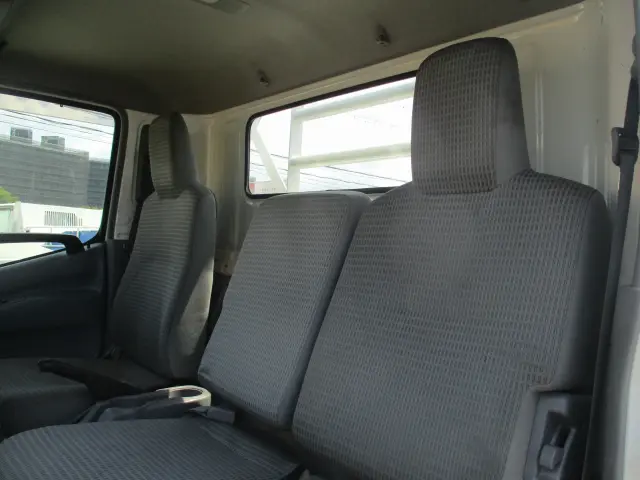 日野 デュトロ TKG-XZU710M(2WD)の写真41
