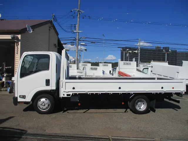 いすゞ エルフ SKG-NPR85AN(2WD)の写真5