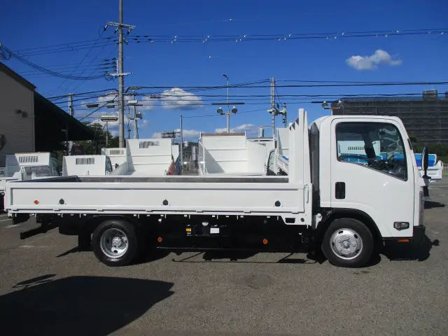 いすゞ エルフ SKG-NPR85AN(2WD)の写真6