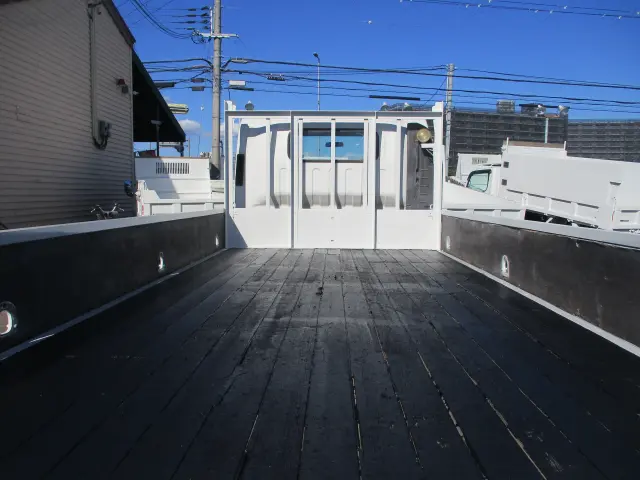 いすゞ エルフ SKG-NPR85AN(2WD)の写真13
