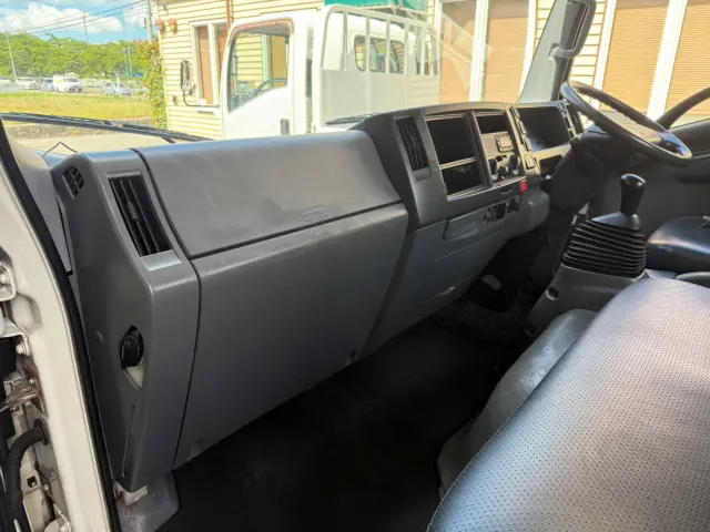 いすゞ エルフ SKG-NPR85AN(2WD)の写真41