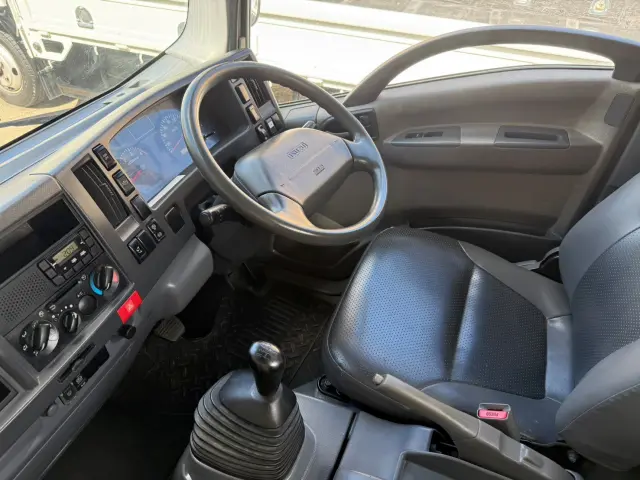 いすゞ エルフ SKG-NPR85AN(2WD)の写真44
