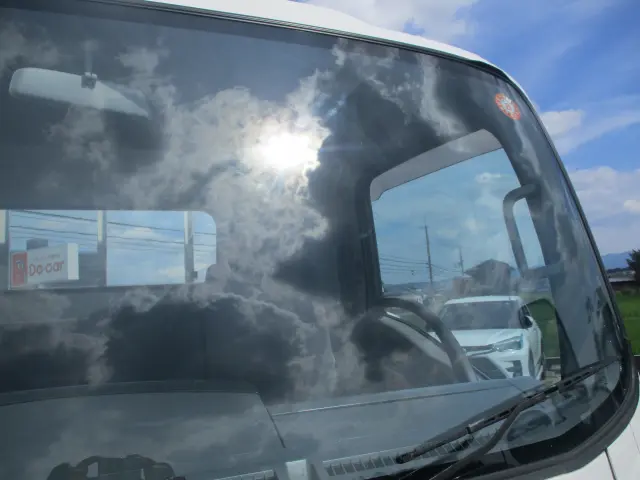 いすゞ エルフ TKG-NPR85AR(2WD)の写真8
