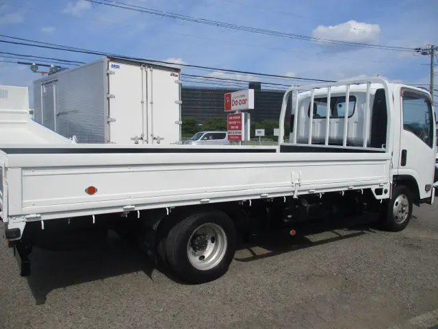 いすゞ エルフ TKG-NPR85AR(2WD)の写真16