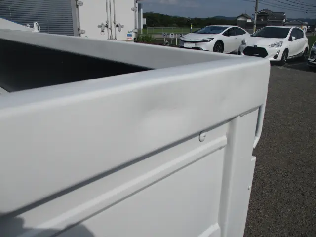 いすゞ エルフ TKG-NPR85AR(2WD)の写真18