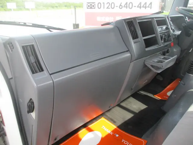 いすゞ エルフ TKG-NPR85AR(2WD)の写真39