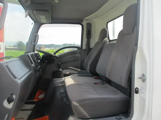 いすゞ エルフ TKG-NPR85AR(2WD)の写真42
