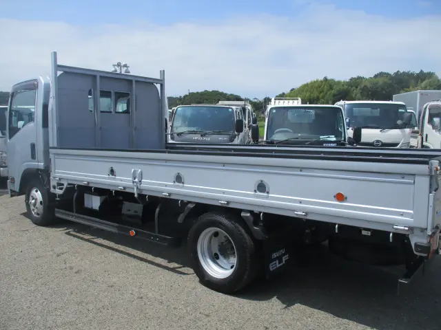 いすゞ エルフ TPG-NPR85AR(2WD)の写真11