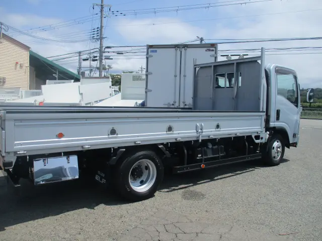 いすゞ エルフ TPG-NPR85AR(2WD)の写真12