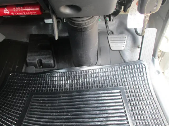 いすゞ エルフ TPG-NPR85AR(2WD)の写真30