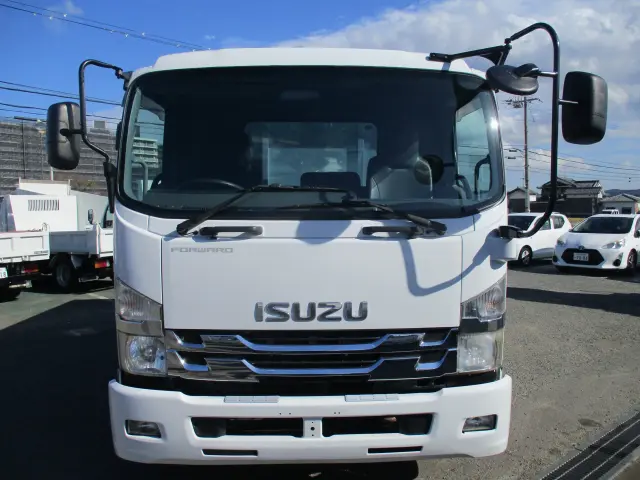 いすゞ フォワード 2PG-FRR90S1(2WD)の写真5