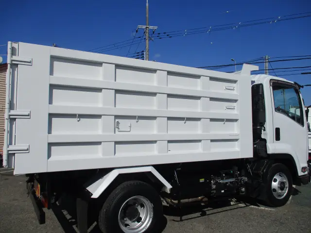 いすゞ フォワード 2PG-FRR90S1(2WD)の写真9