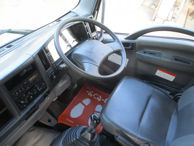 いすゞ フォワード 2PG-FRR90S1(2WD)の写真35