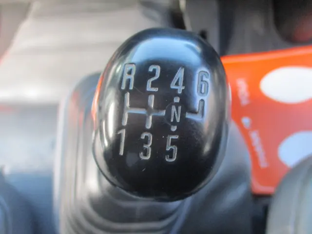 いすゞ フォワード 2PG-FRR90S1(2WD)の写真38