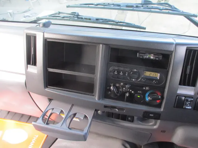 いすゞ フォワード 2PG-FRR90S1(2WD)の写真40