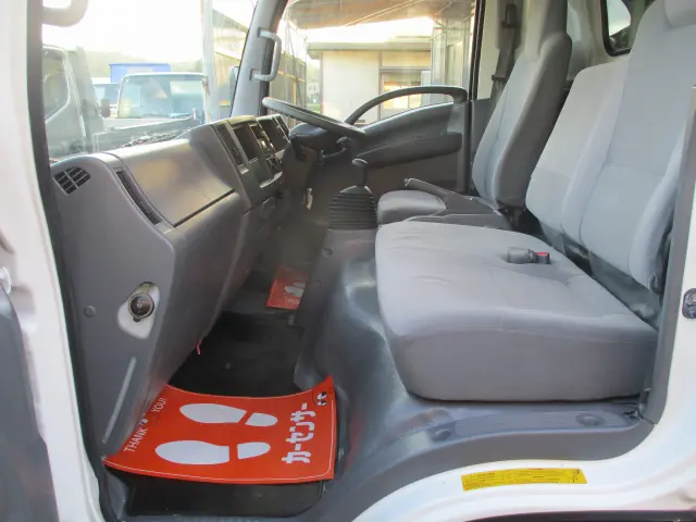 いすゞ エルフ TRG-NPR85AR(2WD)の写真43