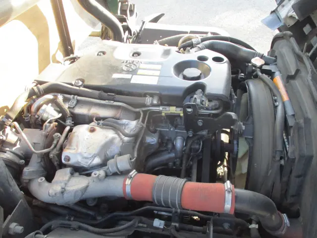 いすゞ エルフ TRG-NPR85AR(2WD)の写真48