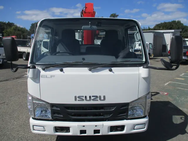 いすゞ エルフ TPG-NKR85AR(2WD)の写真5